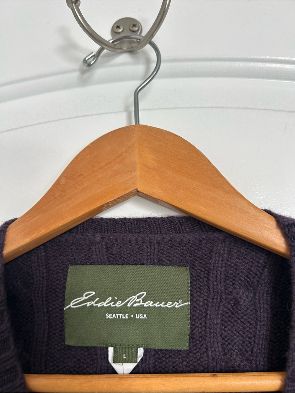 Eddie Bauer 100% Cashmere Cable Knit Crewneck Sweater Magenta Size L Preppy - Picture 7 of 9